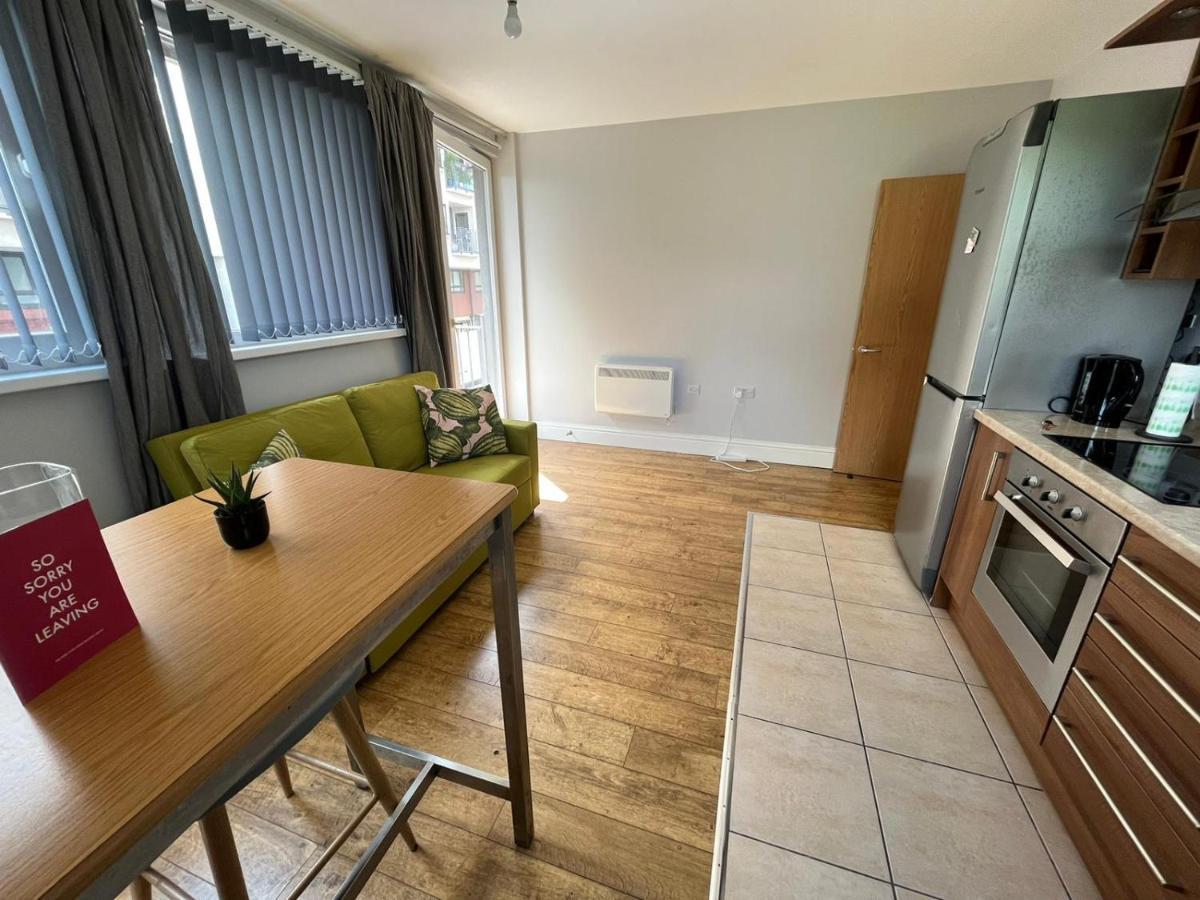 London Modern Flat Near Transports Apartamento Exterior foto