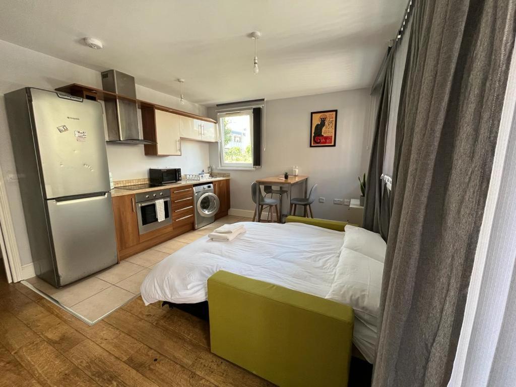 London Modern Flat Near Transports Apartamento Exterior foto