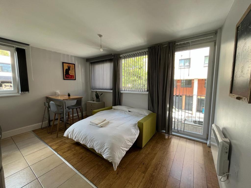 London Modern Flat Near Transports Apartamento Exterior foto